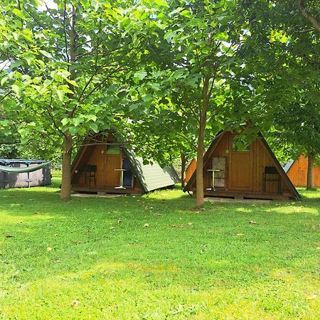 托尔明 Glamping Hiske Petrin酒店 外观 照片